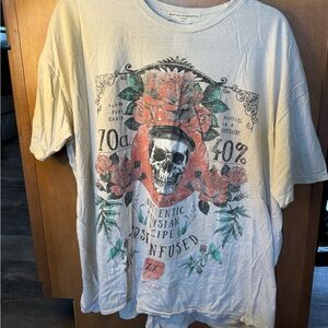 Scull/Rose Urban Outfitters Graphic Tee